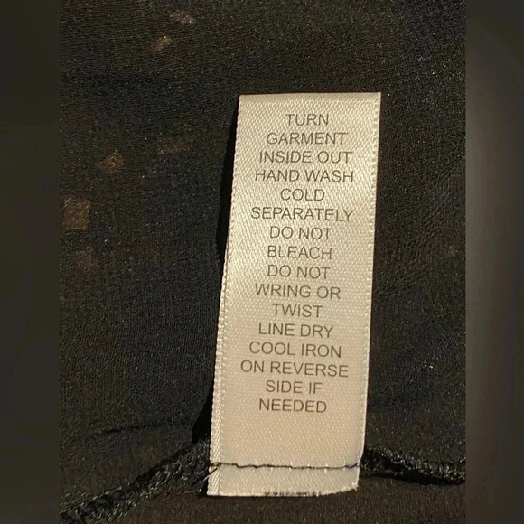 Tinley Road Black Laser-Cut Top with Sheer Back, size M - Picture 5 of 8